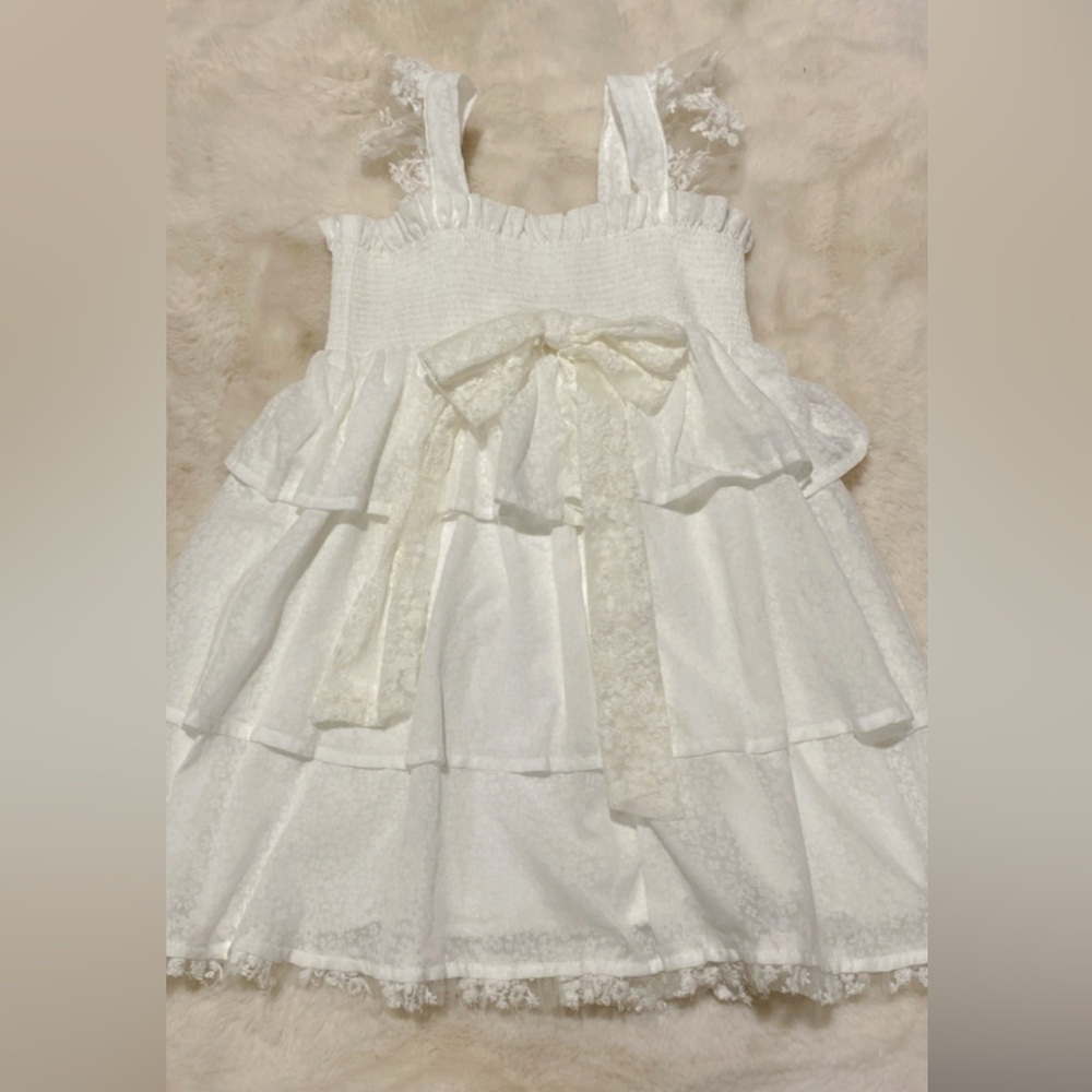 LRDMPETITS Brand 
White Lace Tiered Dress